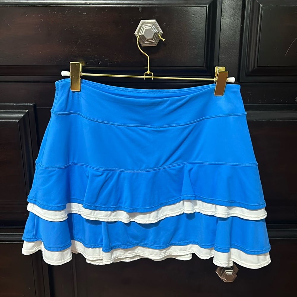 Lily Pulitzer UPF 50+ Luxletic Skort in Pundy Blue size small